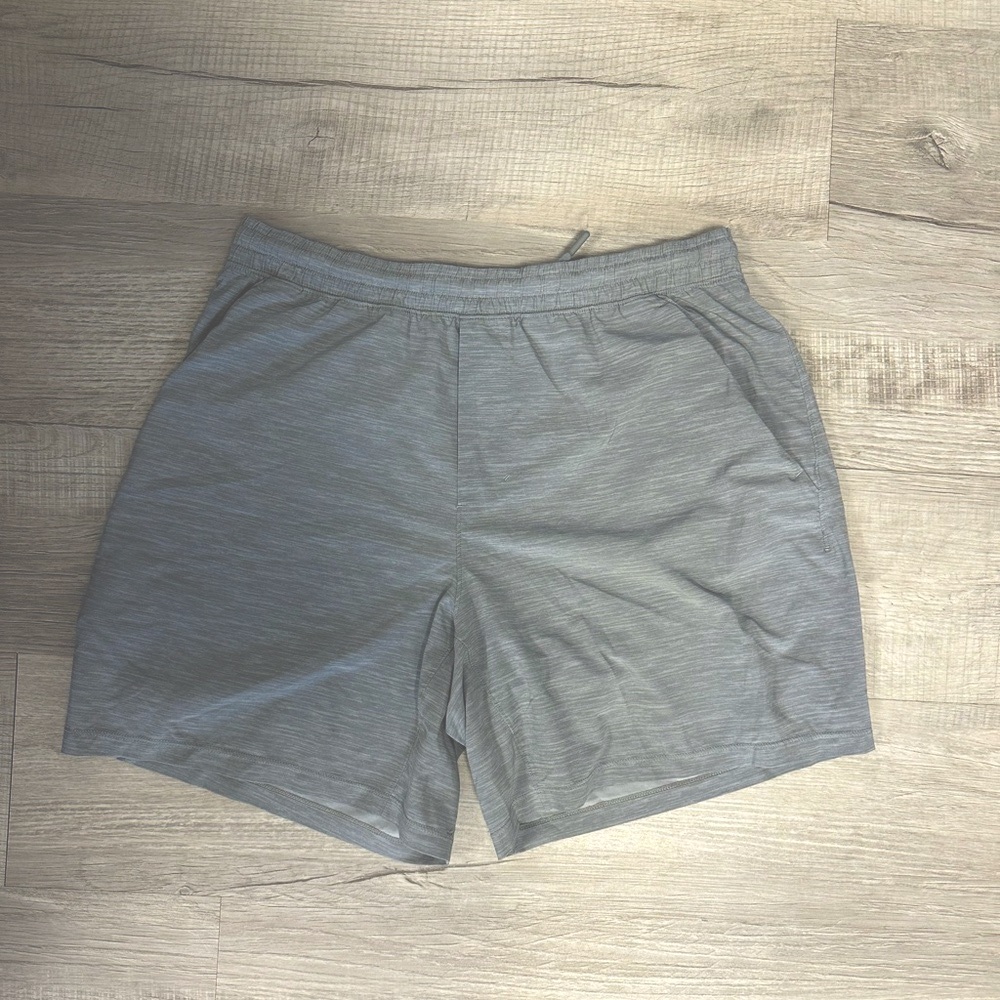 Men’s Lululemon Align Shorts